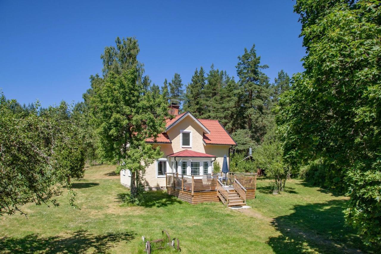 Welcome To Vimmerby Where You Live Close To Nature In A Quiet Environment But Still Close To Astrid Lindgren'S World Villa Kültér fotó